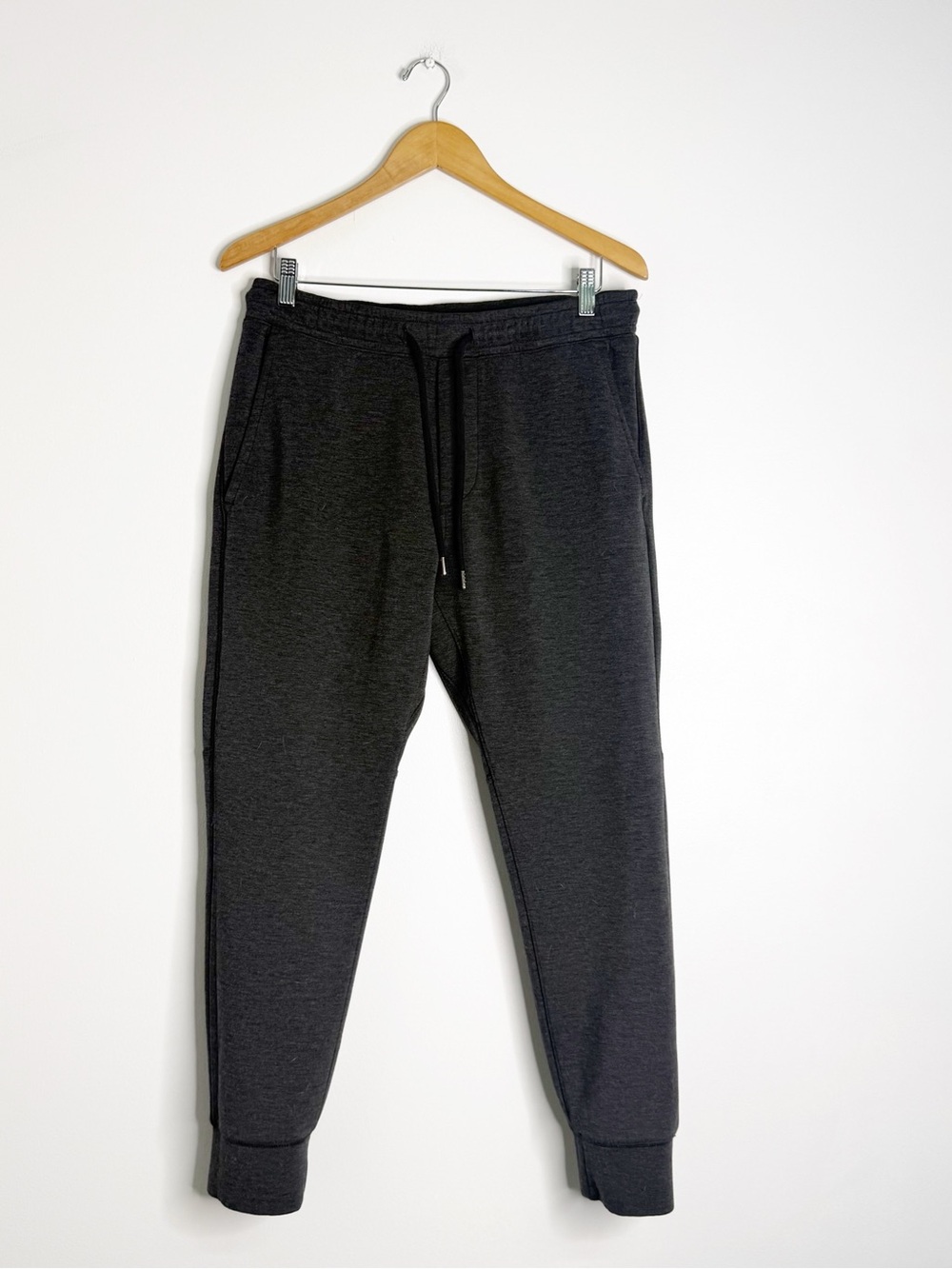 American Eagle Men’s Medium Charcoal Gray Jogger Sweatpants Drawstring